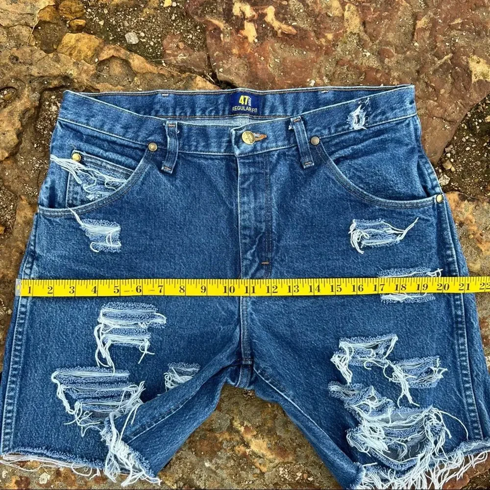 Vintage Wrangler cutoff Jean shorts fray hem distressed festival boho - Picture 7 of 9